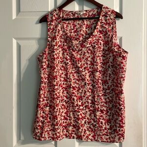 sleeveless blouse